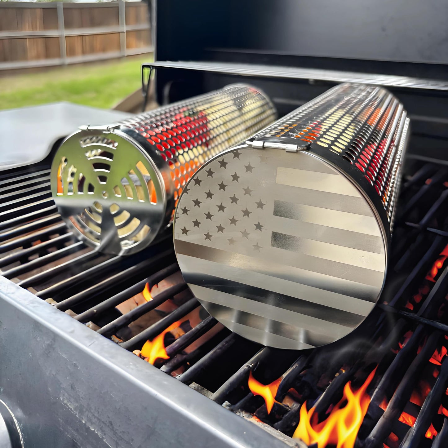 Grilling Basket - Set of 2 - With USA Lid - Including Glove and Lifting Hook